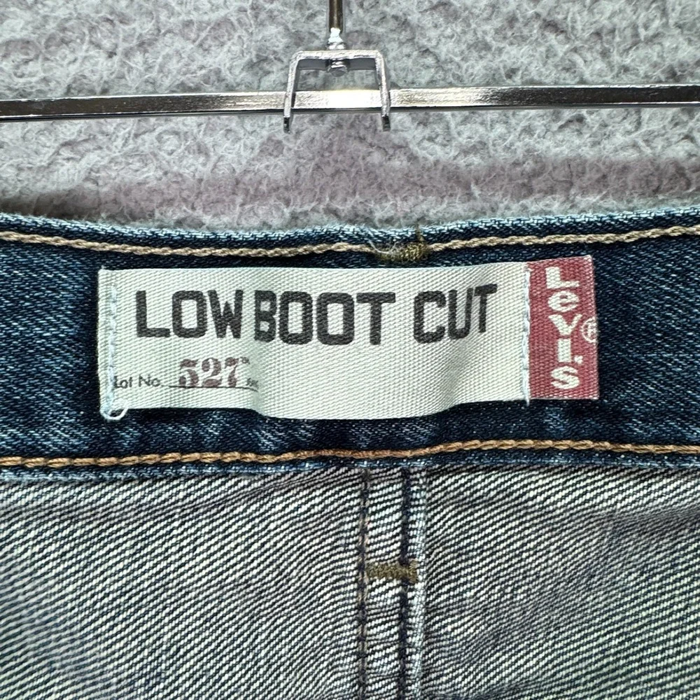 Levis‎ Jeans Mens 36x34 Blue 527 Low Boot Cut Distressed Preppy Classic Y2K